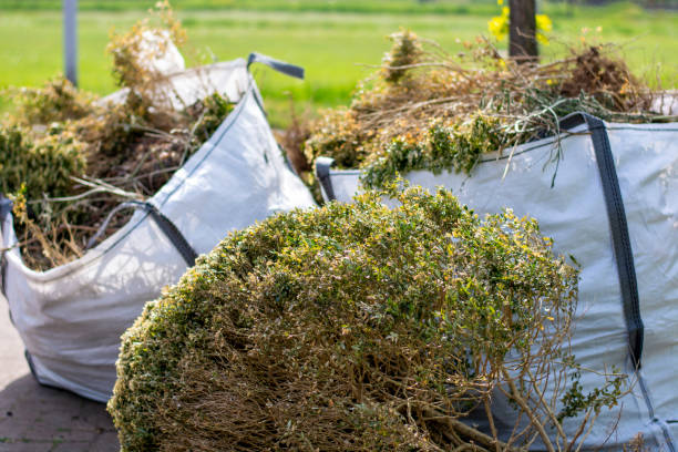 Best Garage Cleanout Services  in Myrtle Grove, FL